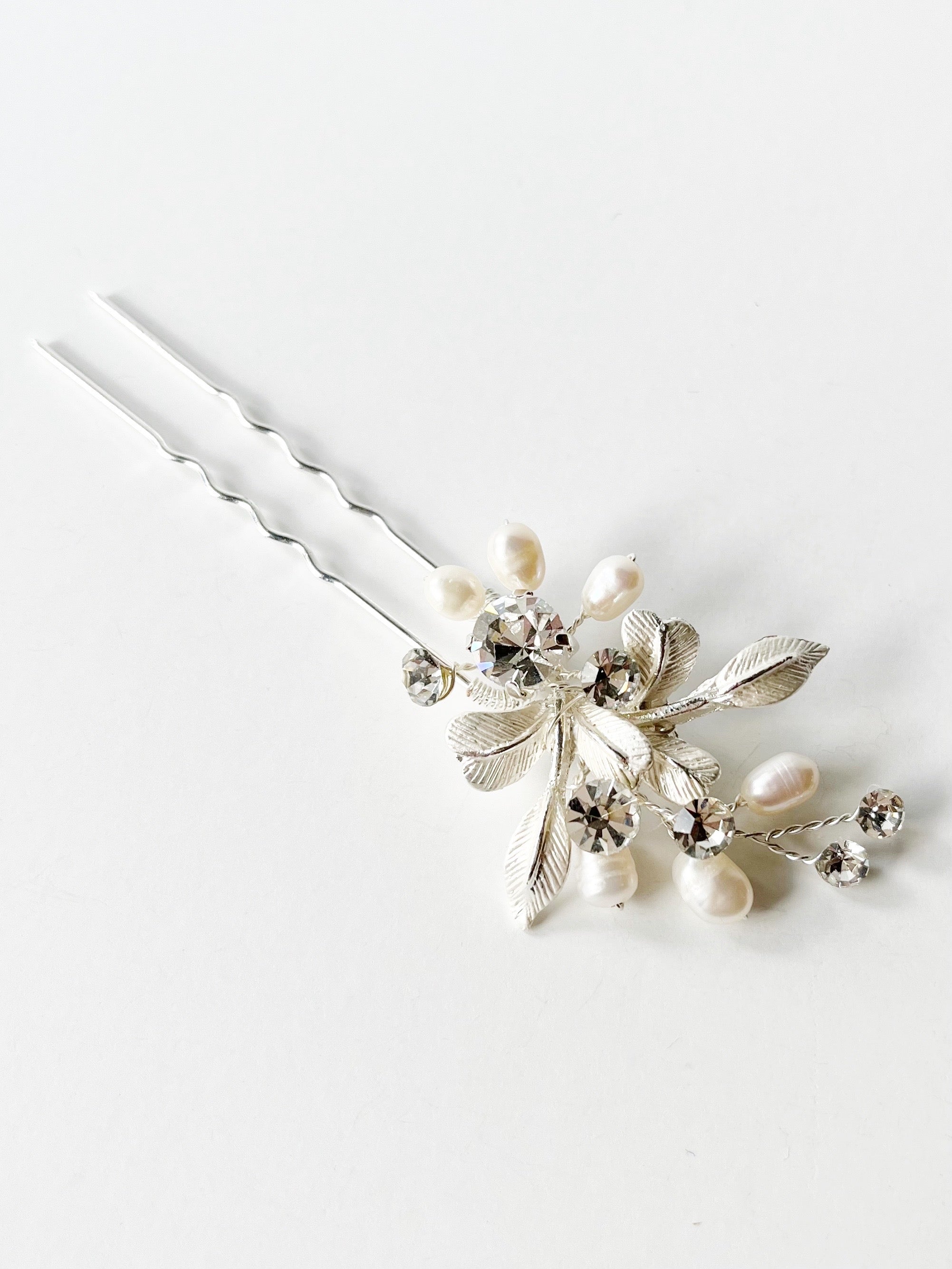 crystal and pearl bridal hairpiece