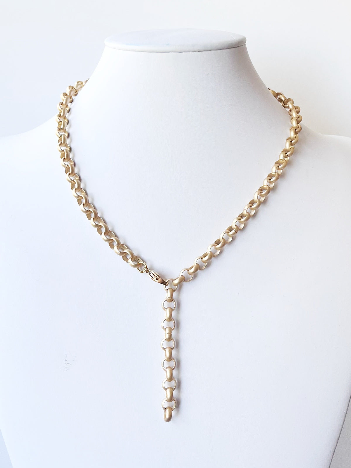 gold rollo lariat necklace