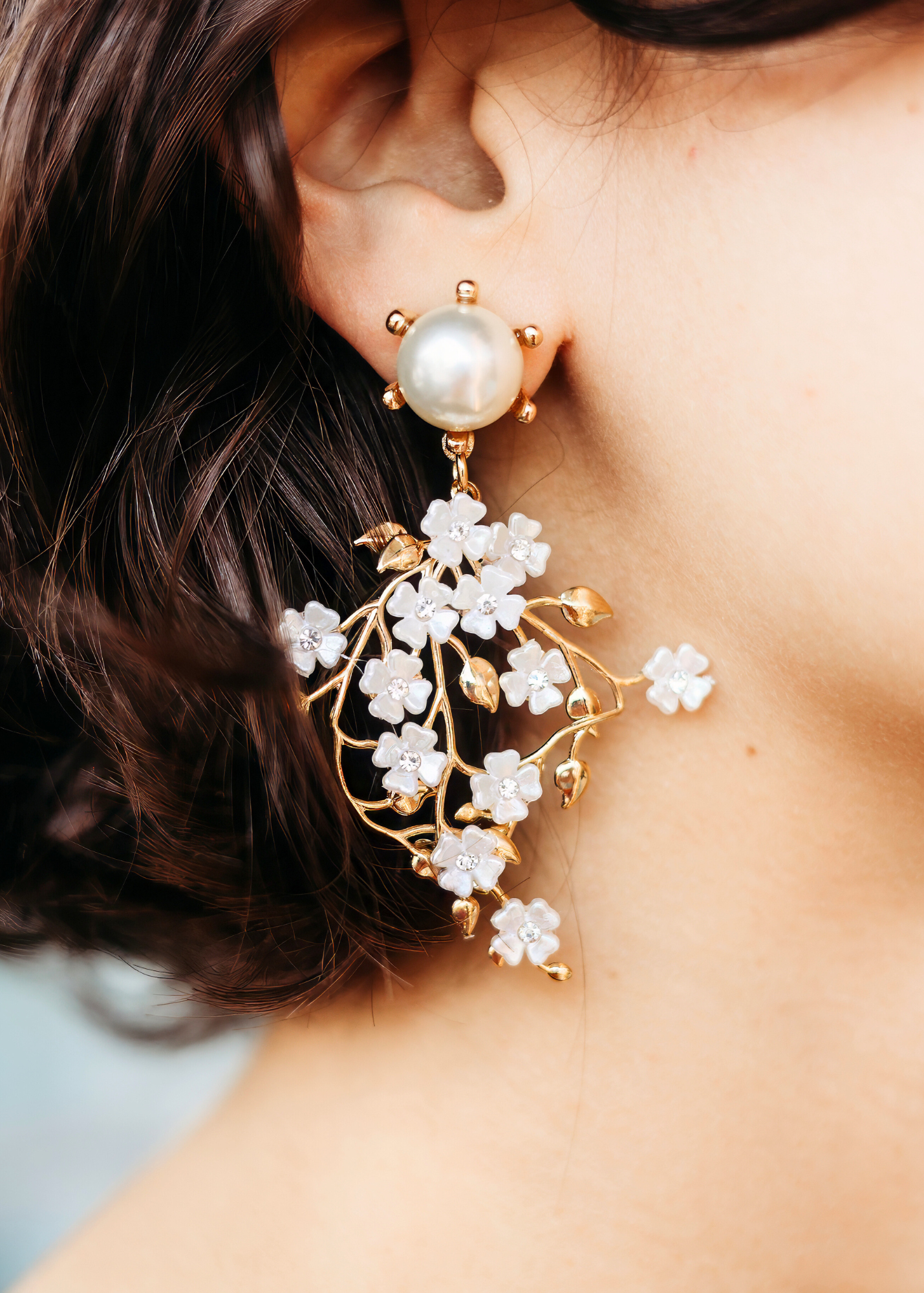 white flower earrings