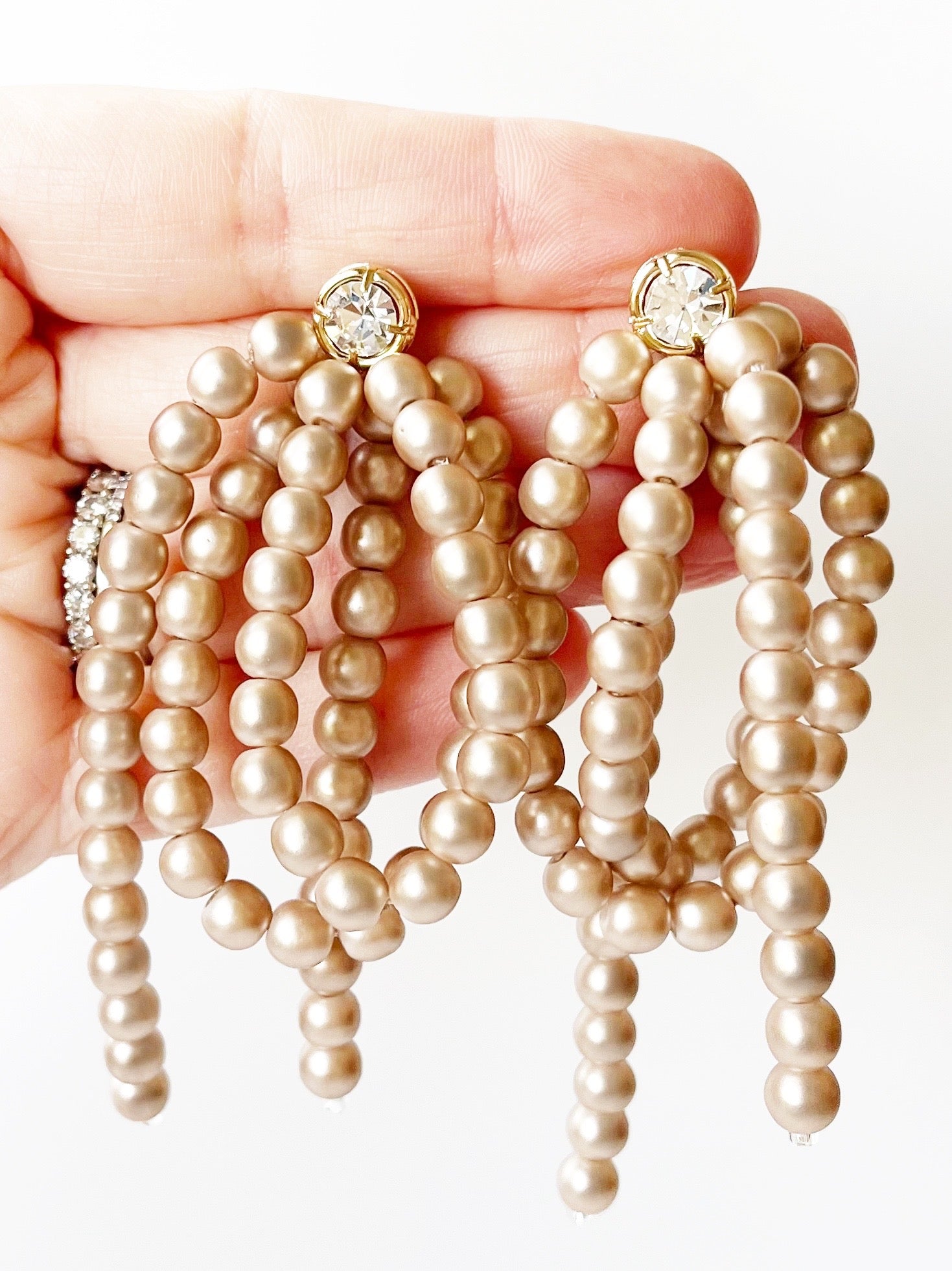 Beige pearl earrings discount