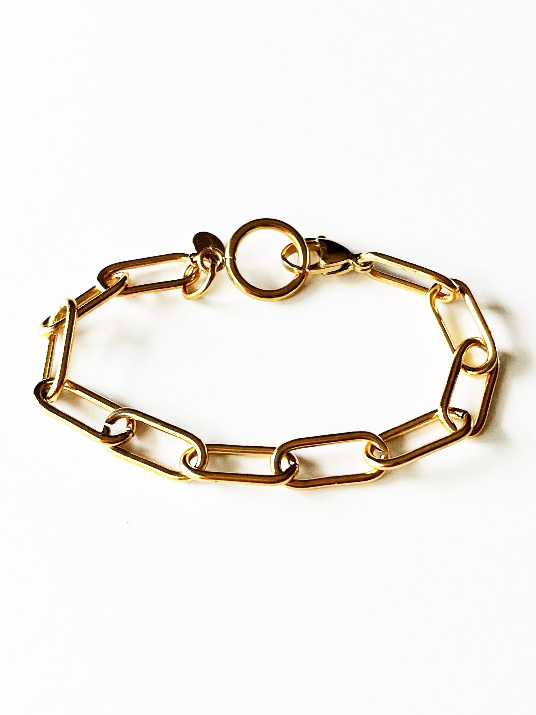 gold paperclip chain bracelet