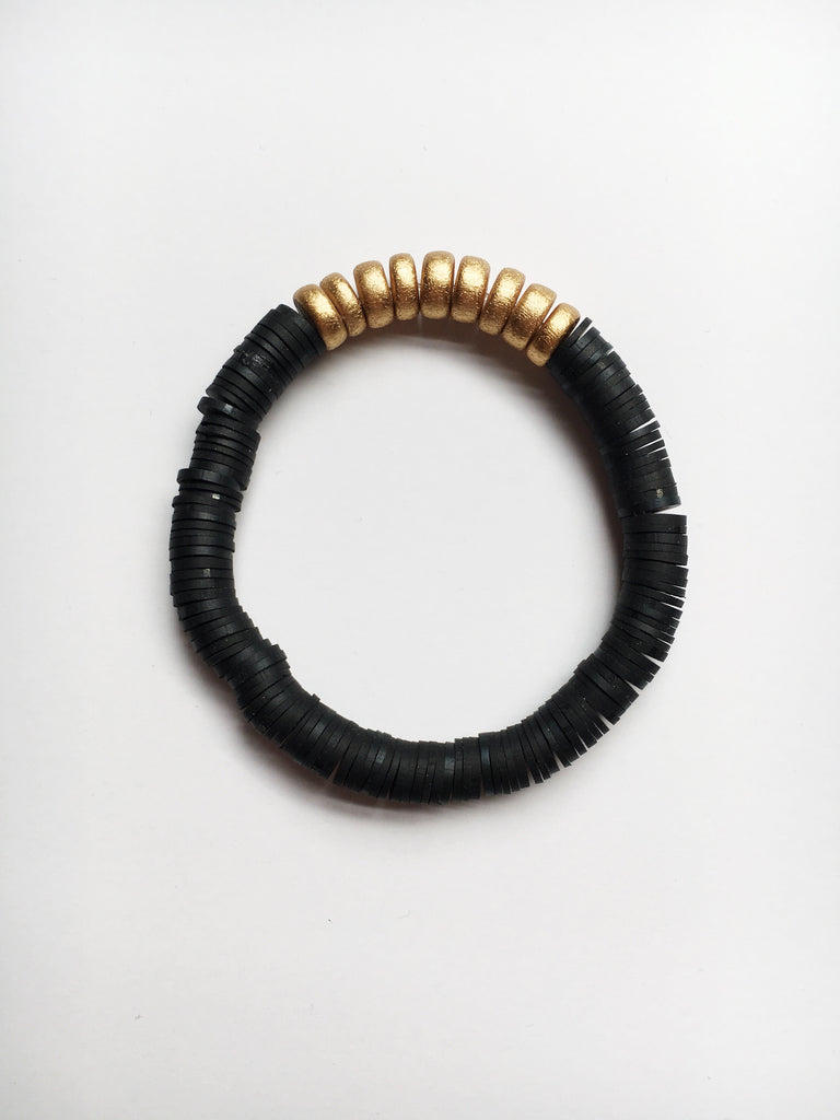 Top view of Black Confetti & Gold Beaded Stretch Bracelet
